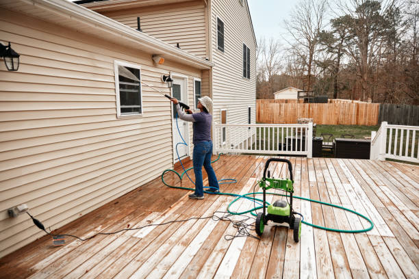 Best Roof Pressure Washing  in Kentfield, CA